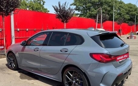 BMW 1 серия, 2019 год, 1 860 000 рублей, 3 фотография