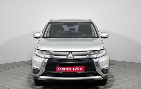 Mitsubishi Outlander III рестайлинг 3, 2017 год, 1 749 000 рублей, 2 фотография