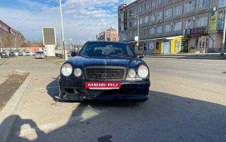 Mercedes-Benz E-Класс, 1998 год, 400 000 рублей, 2 фотография