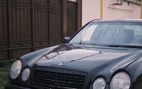 Mercedes-Benz E-Класс, 1998 год, 400 000 рублей, 11 фотография