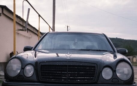 Mercedes-Benz E-Класс, 1998 год, 400 000 рублей, 13 фотография