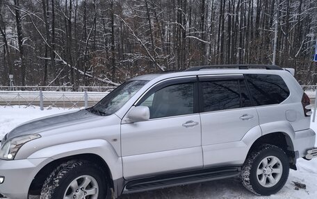 Toyota Land Cruiser Prado 120 рестайлинг, 2009 год, 1 800 000 рублей, 16 фотография