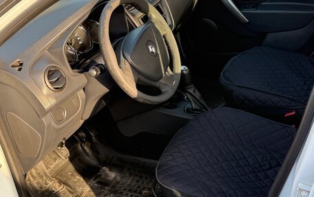 Renault Logan II, 2016 год, 536 000 рублей, 4 фотография