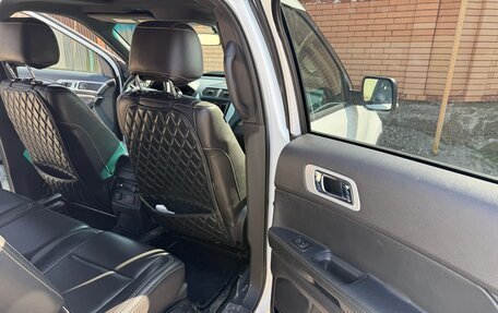 Ford Explorer VI, 2015 год, 2 099 000 рублей, 11 фотография