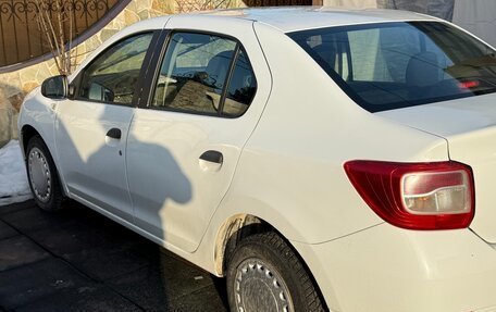 Renault Logan II, 2016 год, 536 000 рублей, 2 фотография