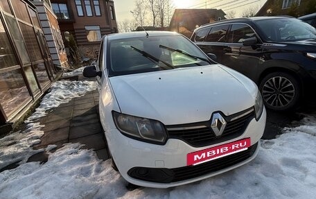 Renault Logan II, 2016 год, 536 000 рублей, 6 фотография