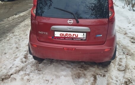 Nissan Note II рестайлинг, 2011 год, 750 000 рублей, 3 фотография