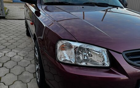 Hyundai Accent II, 2011 год, 650 000 рублей, 2 фотография