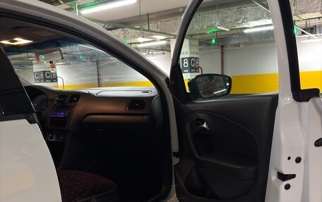 Volkswagen Polo VI (EU Market), 2018 год, 720 000 рублей, 17 фотография