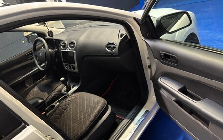 Ford Focus II рестайлинг, 2006 год, 390 000 рублей, 5 фотография