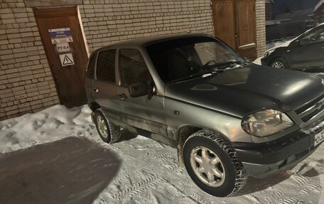 Chevrolet Niva I рестайлинг, 2005 год, 150 000 рублей, 3 фотография