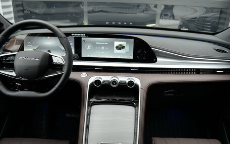 CheryExeed TXL, 2024 год, 2 990 000 рублей, 12 фотография