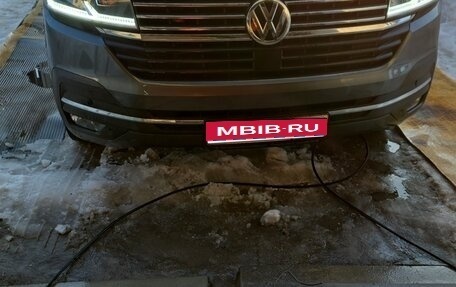 Volkswagen Caravelle T6 рестайлинг, 2021 год, 3 900 000 рублей, 1 фотография