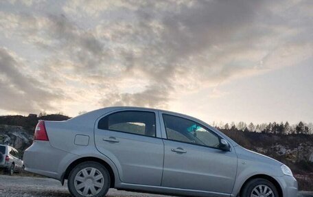 Chevrolet Aveo III, 2009 год, 611 000 рублей, 2 фотография