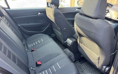 Peugeot 308 II, 2014 год, 990 000 рублей, 11 фотография