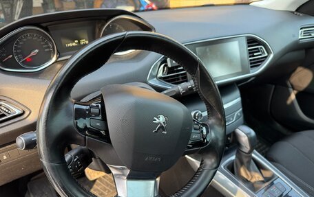 Peugeot 308 II, 2014 год, 990 000 рублей, 13 фотография