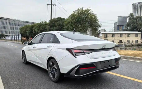 Hyundai Elantra, 2023 год, 1 438 027 рублей, 7 фотография