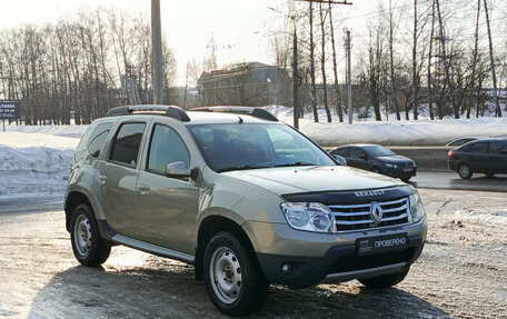 Renault Duster I рестайлинг, 2014 год, 870 000 рублей, 3 фотография
