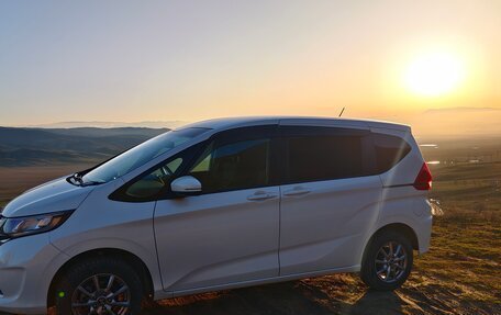 Honda Freed II, 2019 год, 1 920 000 рублей, 10 фотография