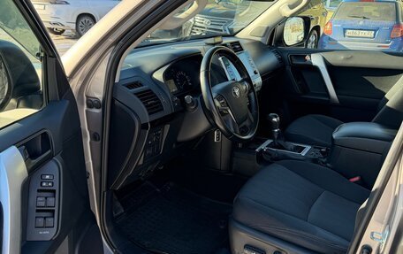 Toyota Land Cruiser Prado 150 рестайлинг 2, 2021 год, 5 300 000 рублей, 10 фотография