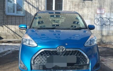 Toyota Sienta II, 2019 год, 1 400 000 рублей, 3 фотография