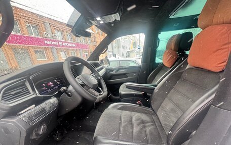 Volkswagen Multivan T6 рестайлинг, 2020 год, 7 000 000 рублей, 6 фотография