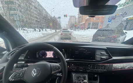 Volkswagen Multivan T6 рестайлинг, 2020 год, 7 000 000 рублей, 9 фотография