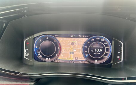 Volkswagen Multivan T6 рестайлинг, 2020 год, 7 000 000 рублей, 7 фотография