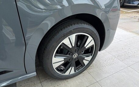 Volkswagen Multivan, 2025 год, 8 800 000 рублей, 24 фотография