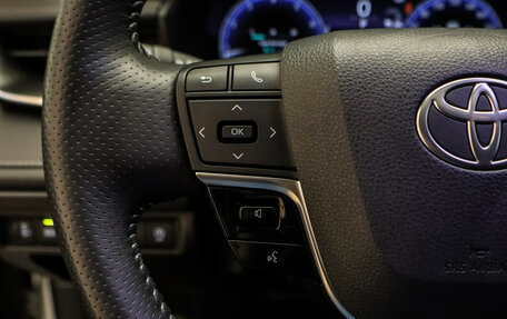 Toyota Camry, 2024 год, 3 700 000 рублей, 11 фотография