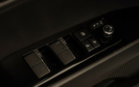 Toyota Camry, 2024 год, 3 700 000 рублей, 17 фотография