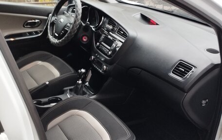 KIA cee'd III, 2012 год, 990 000 рублей, 8 фотография