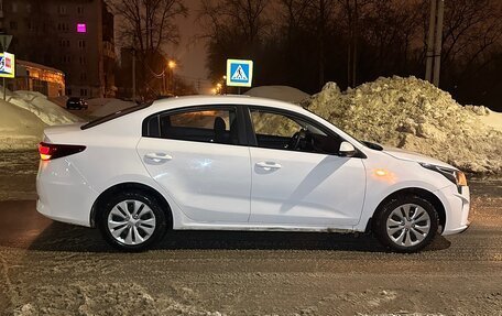 KIA Rio IV, 2021 год, 950 000 рублей, 10 фотография