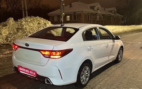 KIA Rio IV, 2021 год, 950 000 рублей, 11 фотография
