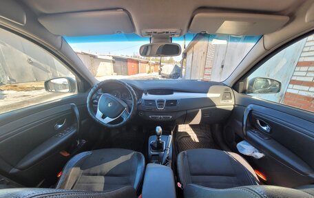 Renault Laguna III рестайлинг, 2008 год, 775 000 рублей, 18 фотография