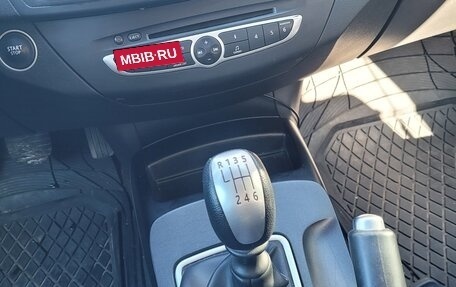 Renault Laguna III рестайлинг, 2008 год, 775 000 рублей, 19 фотография