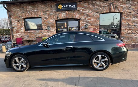 Mercedes-Benz E-Класс, 2018 год, 3 555 000 рублей, 3 фотография