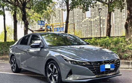 Hyundai Elantra, 2022 год, 1 350 008 рублей, 3 фотография