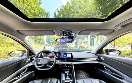 Hyundai Elantra, 2022 год, 1 350 008 рублей, 9 фотография