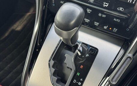 Toyota Harrier, 2020 год, 2 140 000 рублей, 20 фотография