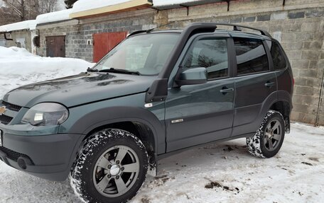 Chevrolet Niva I рестайлинг, 2017 год, 840 000 рублей, 1 фотография