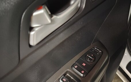 KIA Sportage IV рестайлинг, 2021 год, 3 000 000 рублей, 15 фотография