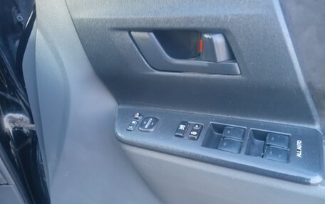 Toyota Voxy II, 2009 год, 1 182 000 рублей, 25 фотография