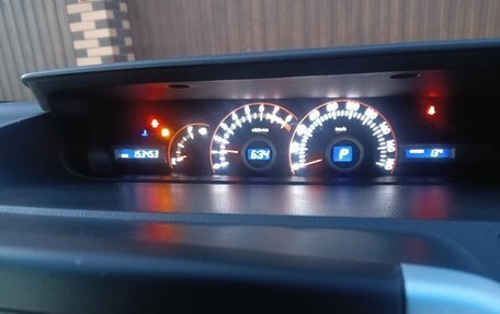 Toyota Voxy II, 2009 год, 1 182 000 рублей, 30 фотография