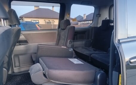 Toyota Voxy II, 2009 год, 1 182 000 рублей, 35 фотография