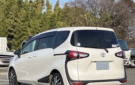 Toyota Sienta II, 2022 год, 1 094 000 рублей, 5 фотография