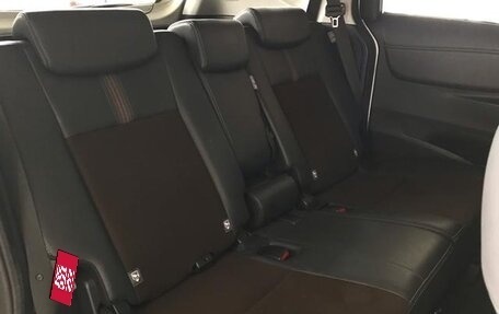 Toyota Sienta II, 2022 год, 1 094 000 рублей, 17 фотография