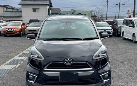 Toyota Sienta II, 2021 год, 1 108 000 рублей, 13 фотография