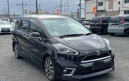 Toyota Sienta II, 2021 год, 1 108 000 рублей, 12 фотография