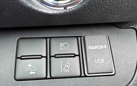 Toyota Sienta II, 2021 год, 1 108 000 рублей, 21 фотография